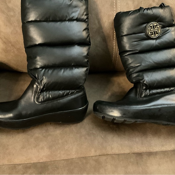 Tory Burch Vintage puffy quilted snow boots - Picture 7 of 10